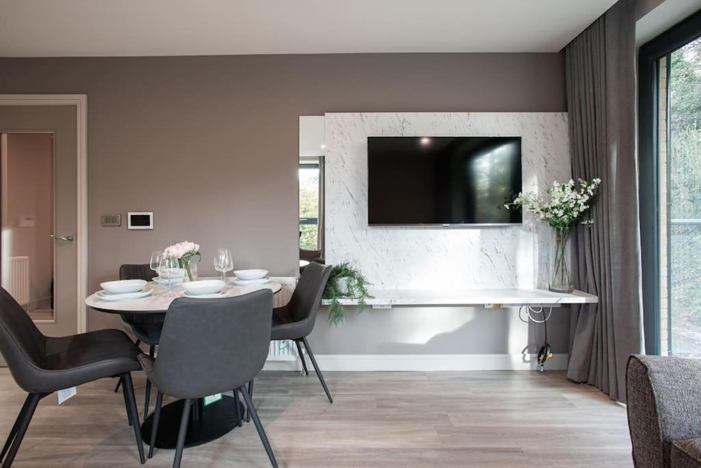 Stunning 2Br Next To The City Airport Bhd - Free Parking Belfast Zewnętrze zdjęcie